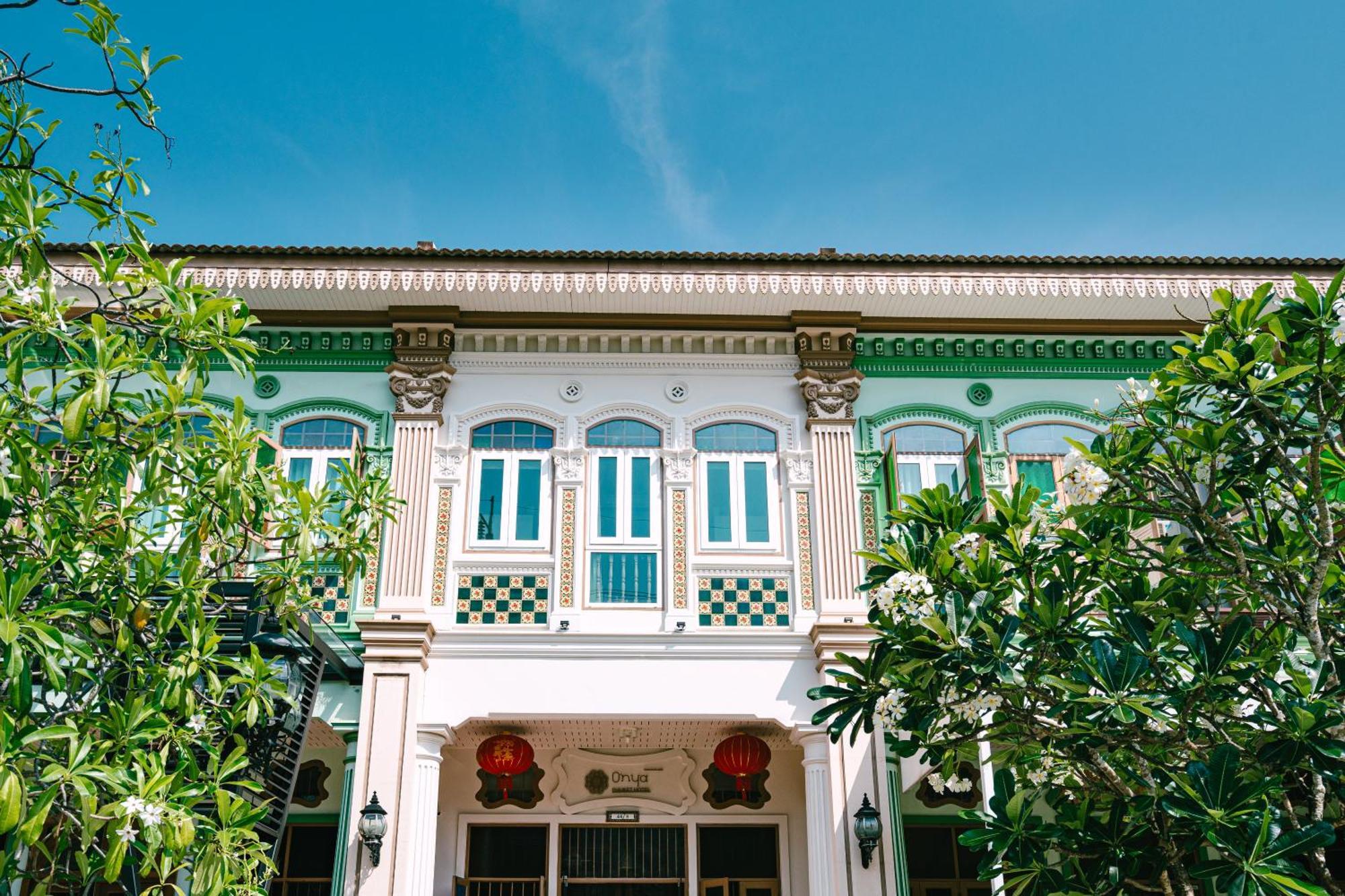 O'Nya Phuket Hotel Exterior foto