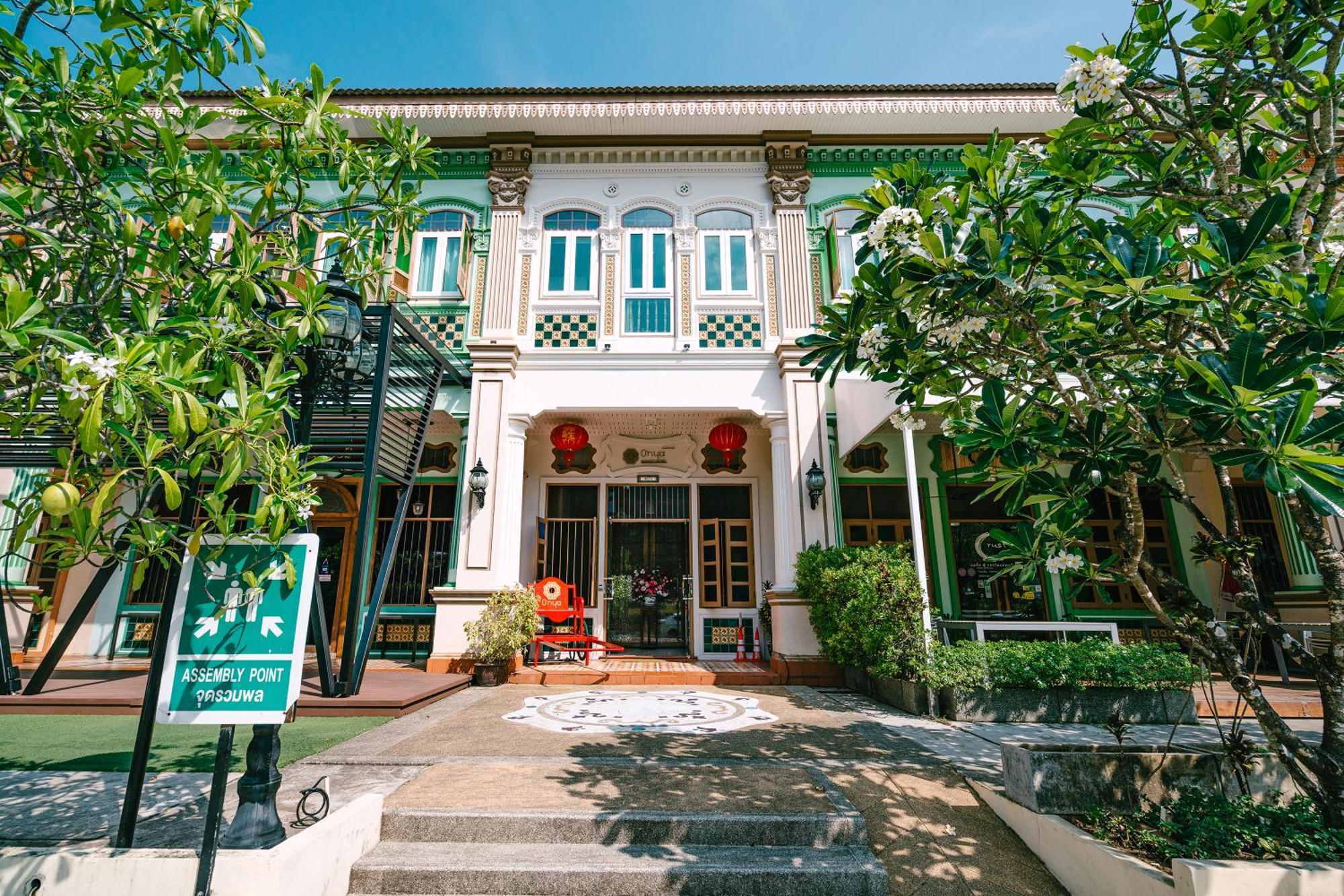 O'Nya Phuket Hotel Exterior foto